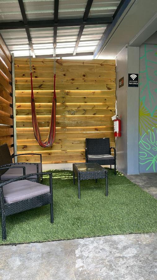 1802 At San Juan Hostel ภายนอก รูปภาพ