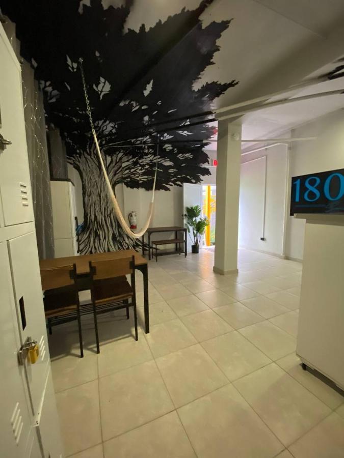 1802 At San Juan Hostel ภายนอก รูปภาพ