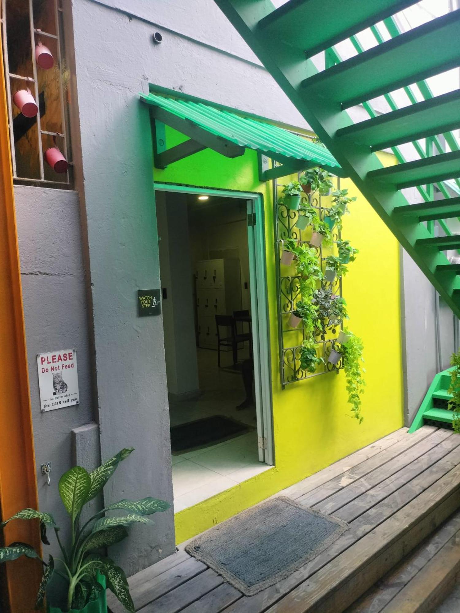 1802 At San Juan Hostel ภายนอก รูปภาพ