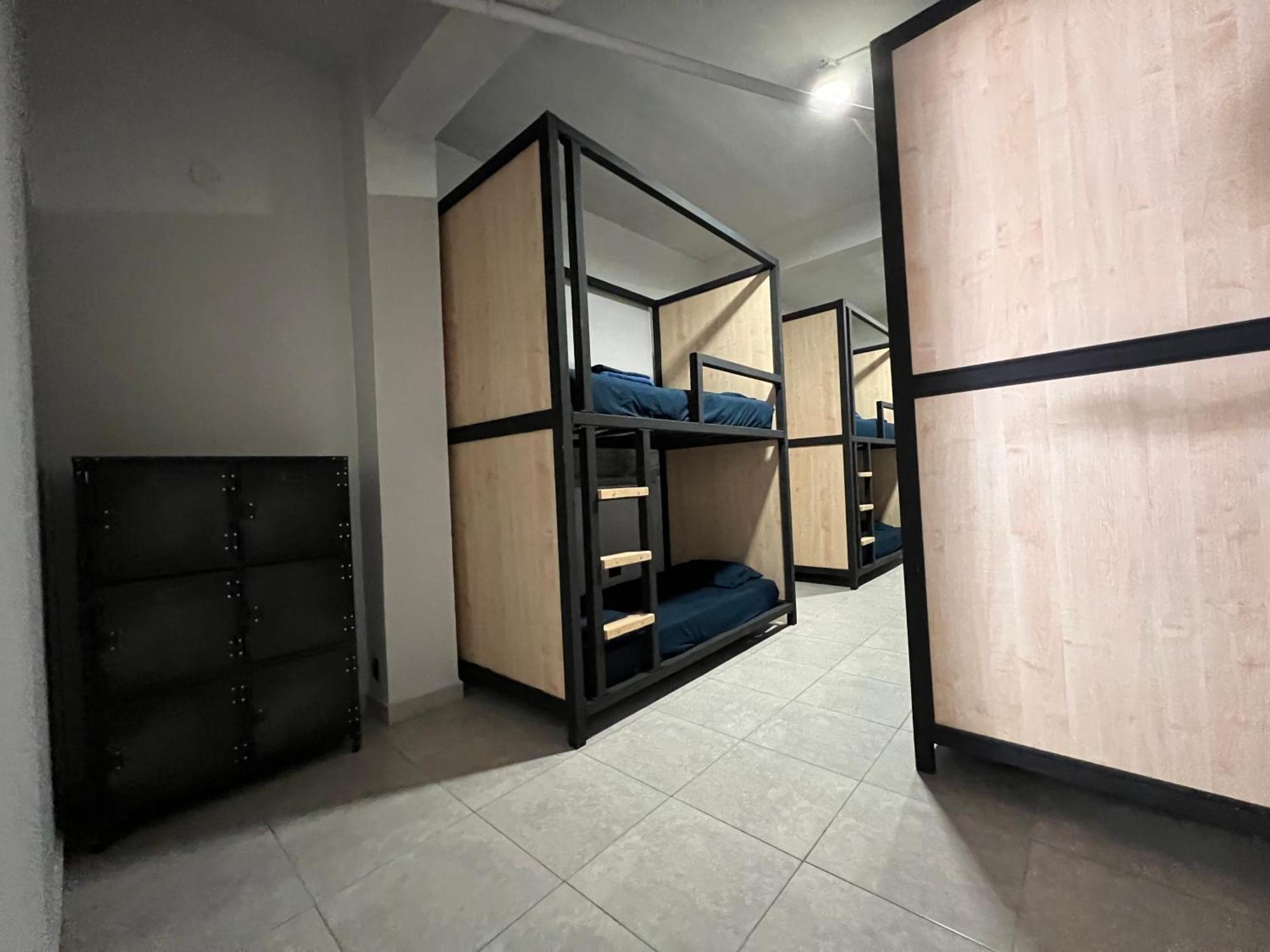 1802 At San Juan Hostel ภายนอก รูปภาพ