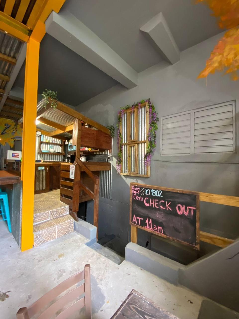 1802 At San Juan Hostel ภายนอก รูปภาพ